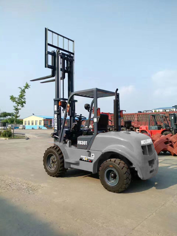 Superior Handling Terrain Adaptable Forklift Truck For Material Handling Operations